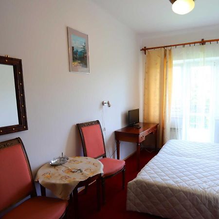 Domy Wczasowe Tryumfy Bed & Breakfast Krynica Zdroj Ngoại thất bức ảnh