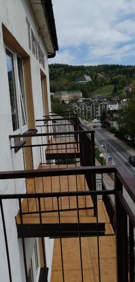 Domy Wczasowe Tryumfy Bed & Breakfast Krynica Zdroj Ngoại thất bức ảnh