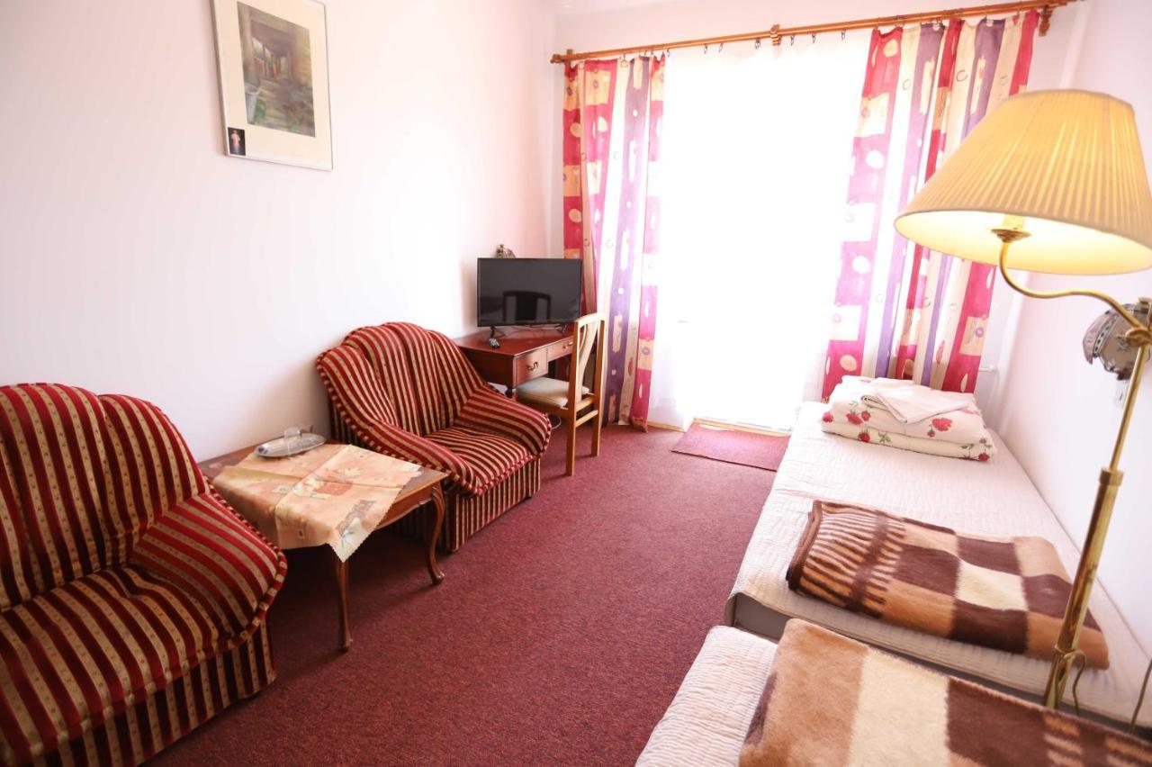 Domy Wczasowe Tryumfy Bed & Breakfast Krynica Zdroj Ngoại thất bức ảnh