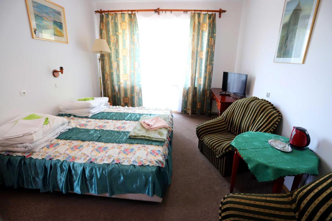 Domy Wczasowe Tryumfy Bed & Breakfast Krynica Zdroj Ngoại thất bức ảnh
