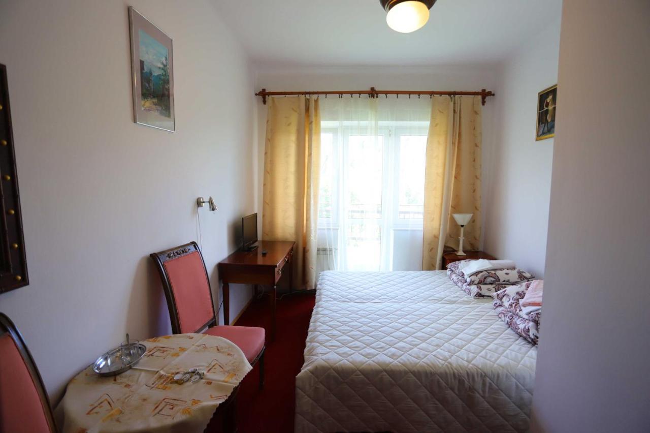 Domy Wczasowe Tryumfy Bed & Breakfast Krynica Zdroj Ngoại thất bức ảnh
