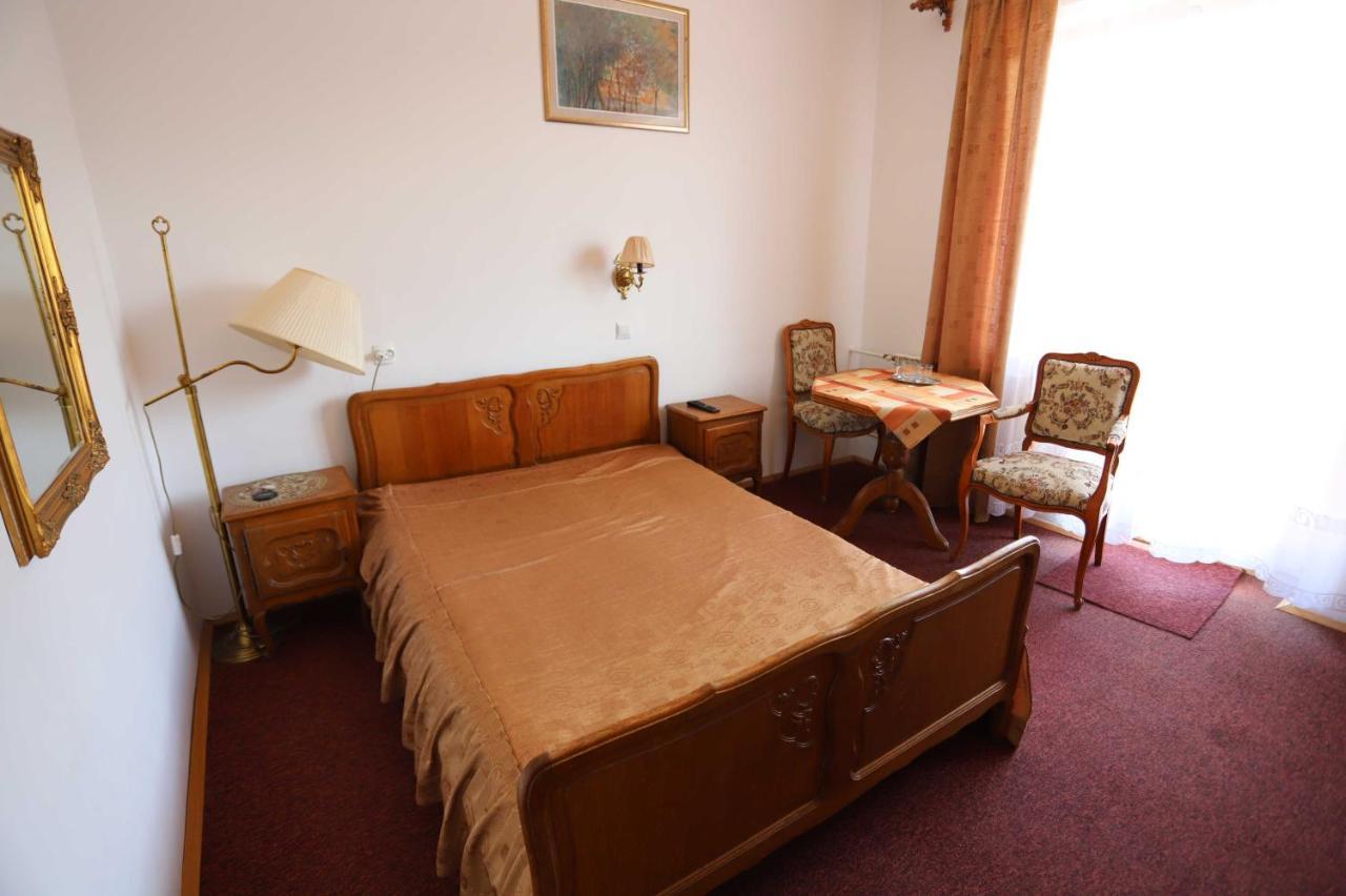 Domy Wczasowe Tryumfy Bed & Breakfast Krynica Zdroj Ngoại thất bức ảnh
