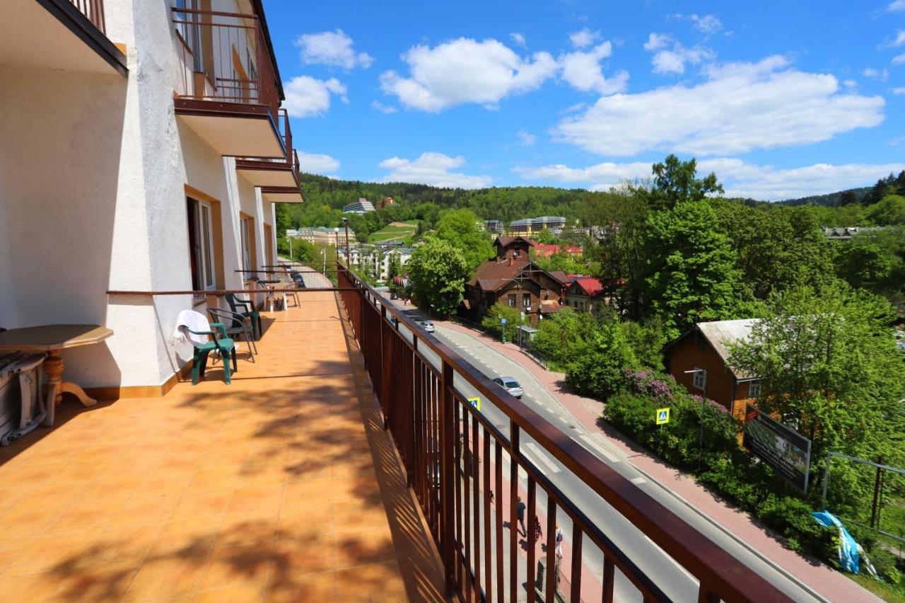 Domy Wczasowe Tryumfy Bed & Breakfast Krynica Zdroj Ngoại thất bức ảnh