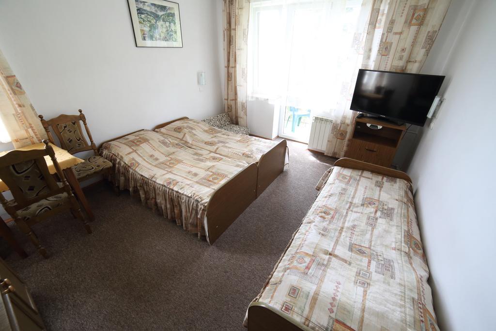 Domy Wczasowe Tryumfy Bed & Breakfast Krynica Zdroj Phòng bức ảnh