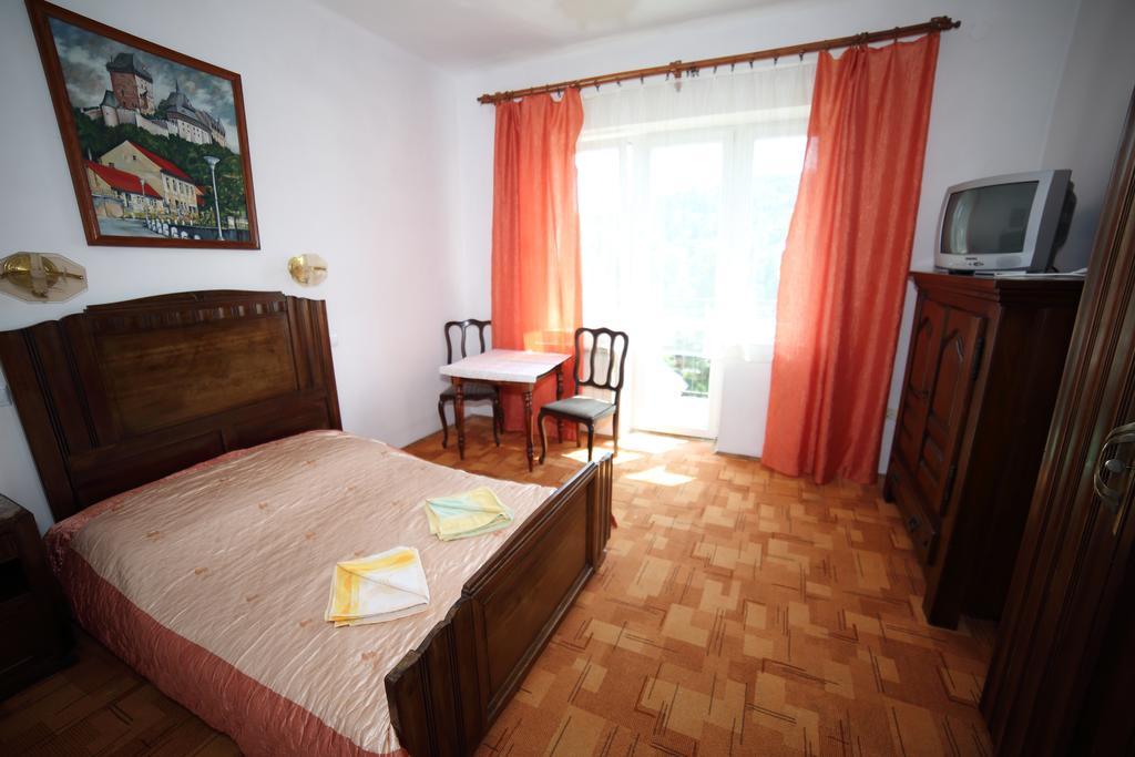 Domy Wczasowe Tryumfy Bed & Breakfast Krynica Zdroj Phòng bức ảnh