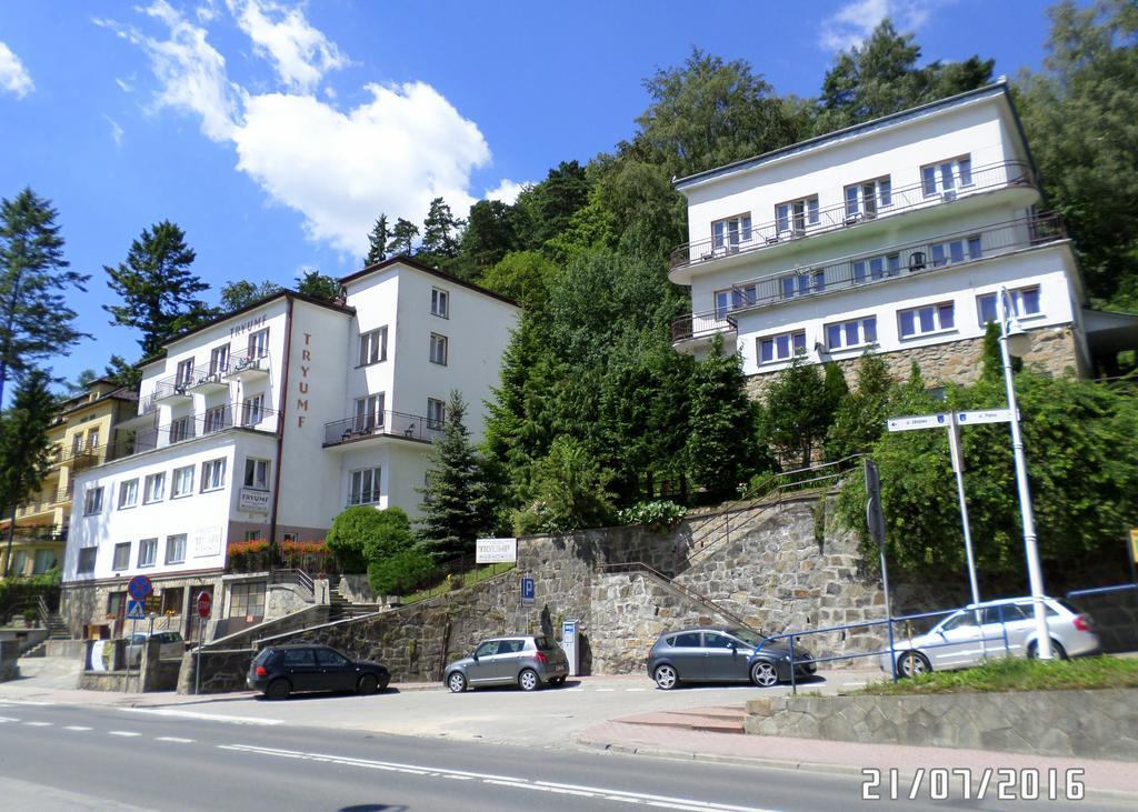 Domy Wczasowe Tryumfy Bed & Breakfast Krynica Zdroj Ngoại thất bức ảnh