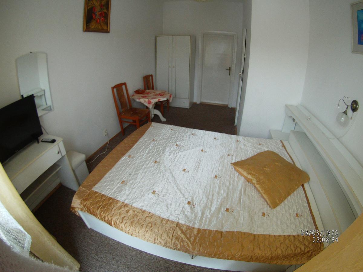Domy Wczasowe Tryumfy Bed & Breakfast Krynica Zdroj Ngoại thất bức ảnh